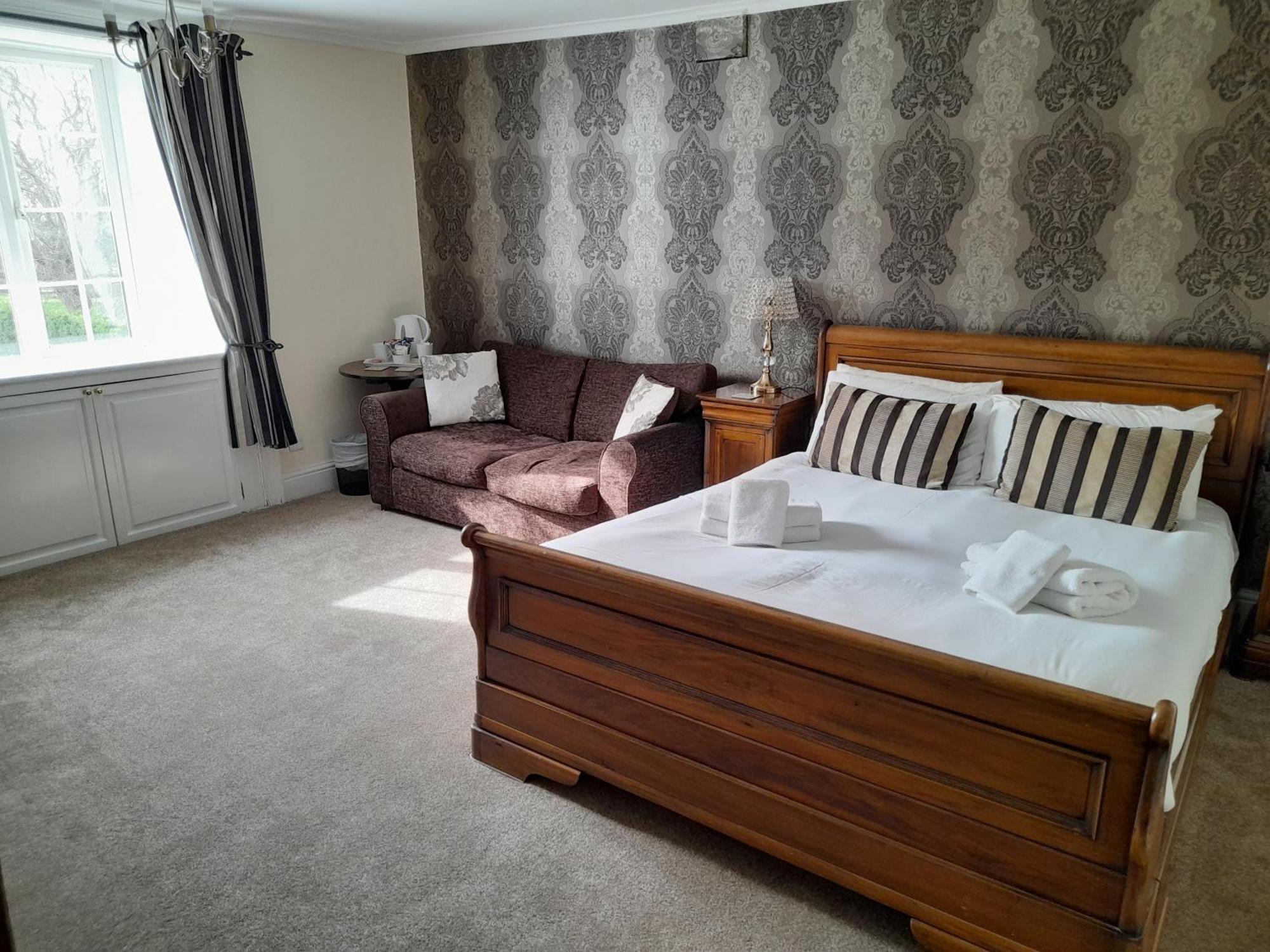 East Ayton Lodge Hotel, Scarborough Bagian luar foto