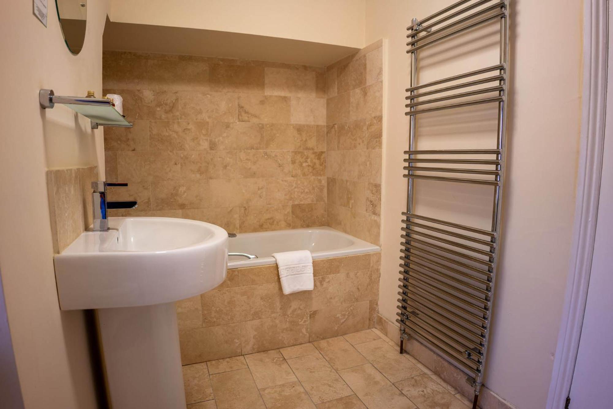 East Ayton Lodge Hotel, Scarborough Bagian luar foto